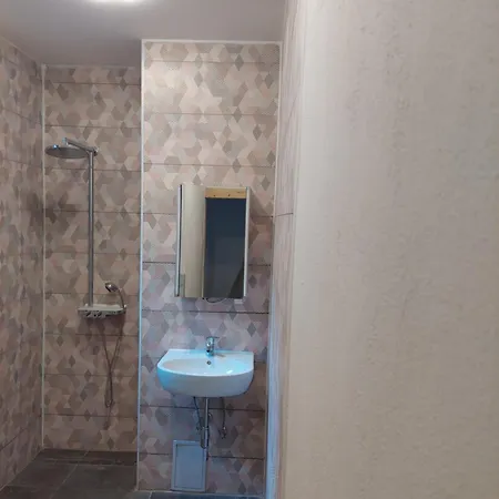 公寓 Center Padre Pio Xxl 科希策